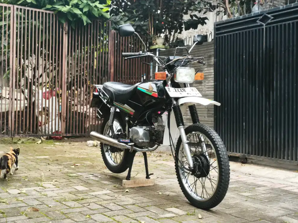 Honda Win 100 tahun 1992