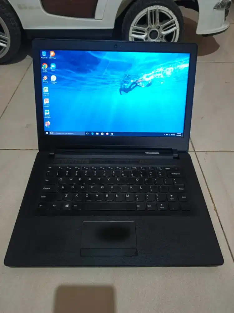 Laptop lenovo Amd A9 Ram 4gb hdd 1000gb siap pake (Nego)