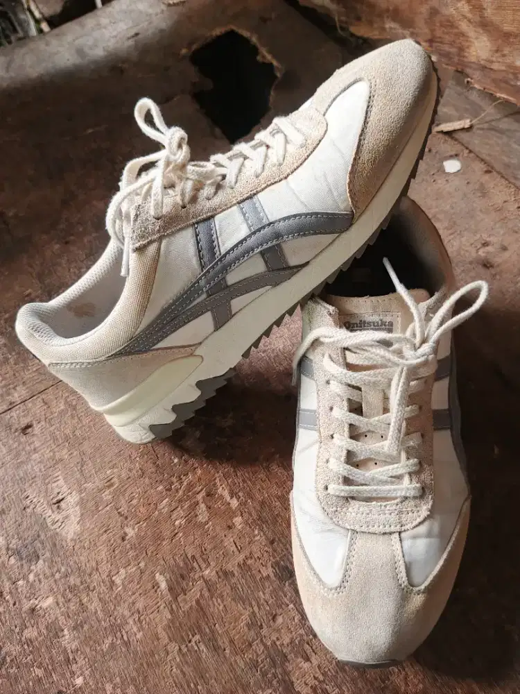 Jual sepatu unitsuka tiger original size 43 bisa kirim bayar cod