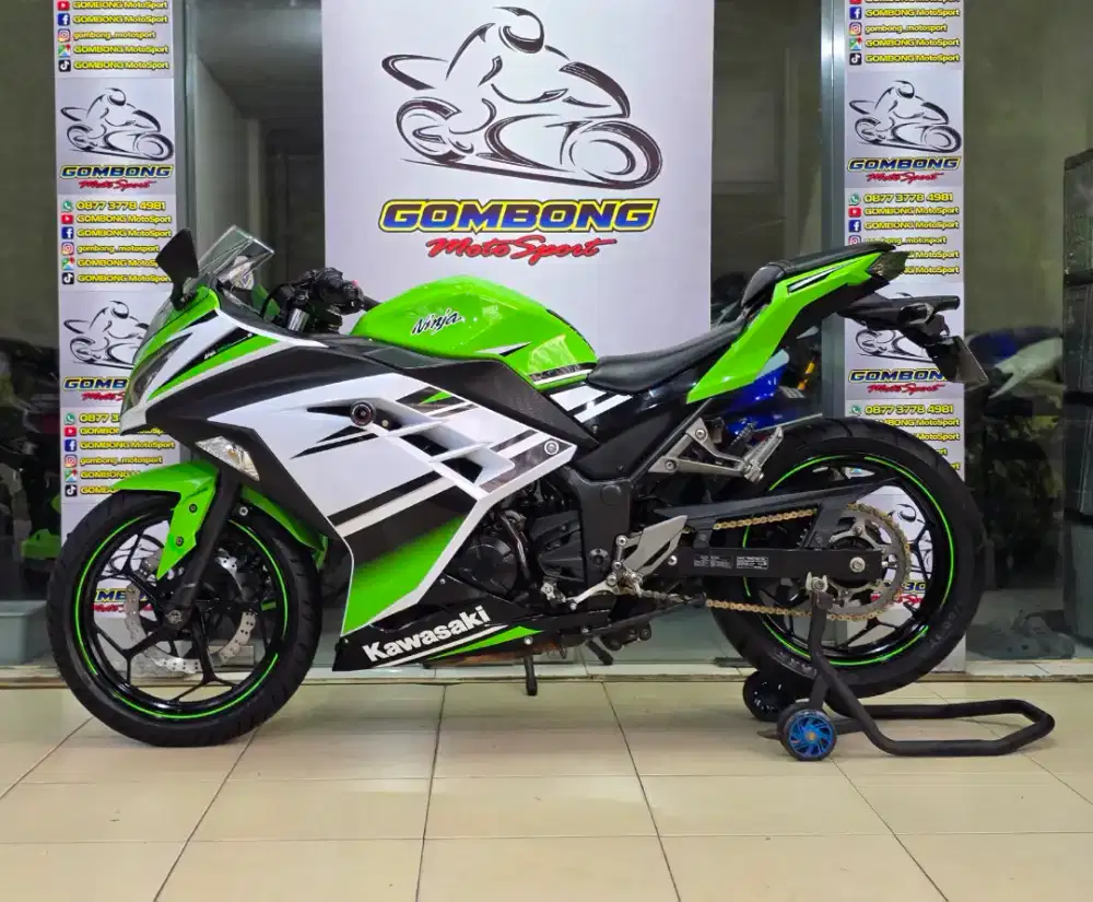 NINJA 250 FI ABS SE ANNIVERSARY 2015