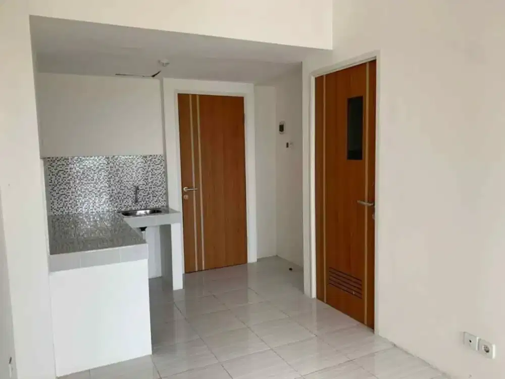 Disewakan Apartemen Puncak Dharmahusada Tower B 2BR Kosongan + 1AC Raya MERR dekat UNAIR, GM