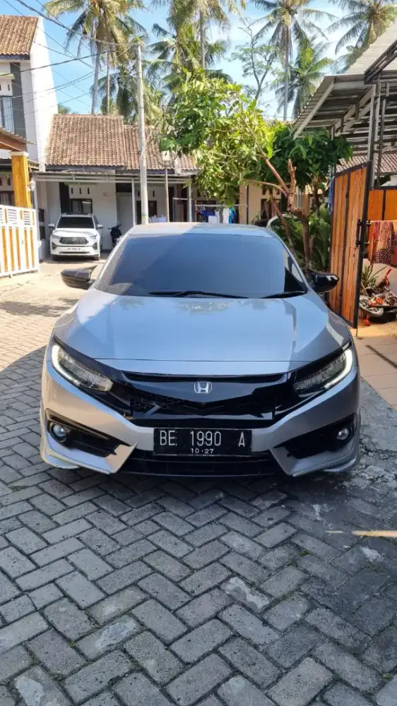 Honda Civic Turbo ES AT 2016