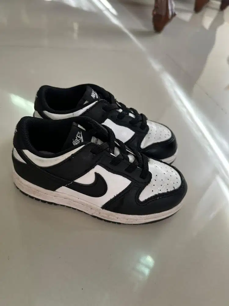 Nike dunk panda anak