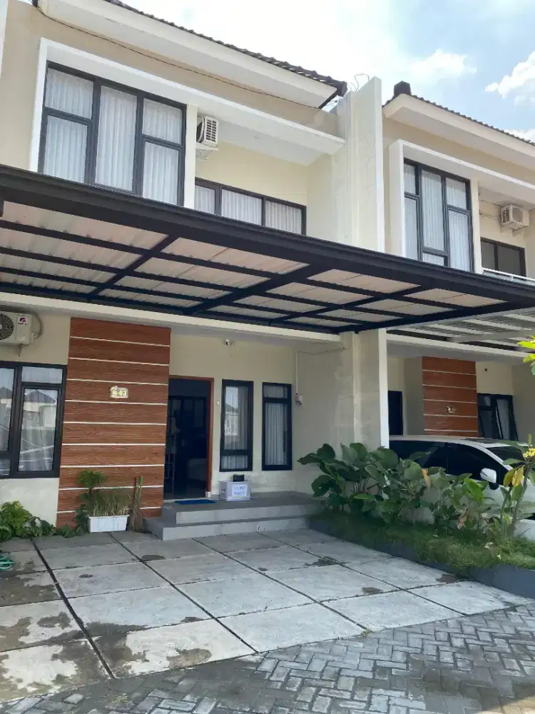 RUMAH CLUSTER GENTAN 2LT DEKAT KOTA SOLO