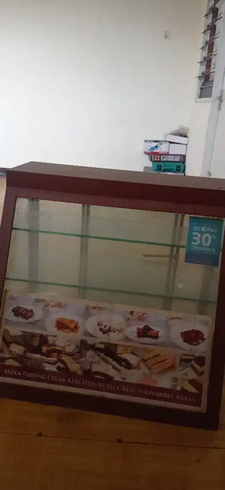 Etalase coklat menarik