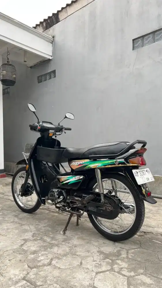 Honda astrea grand 1997 original