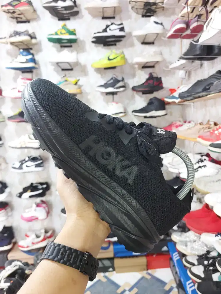 Hoka Fullblack
Size 41