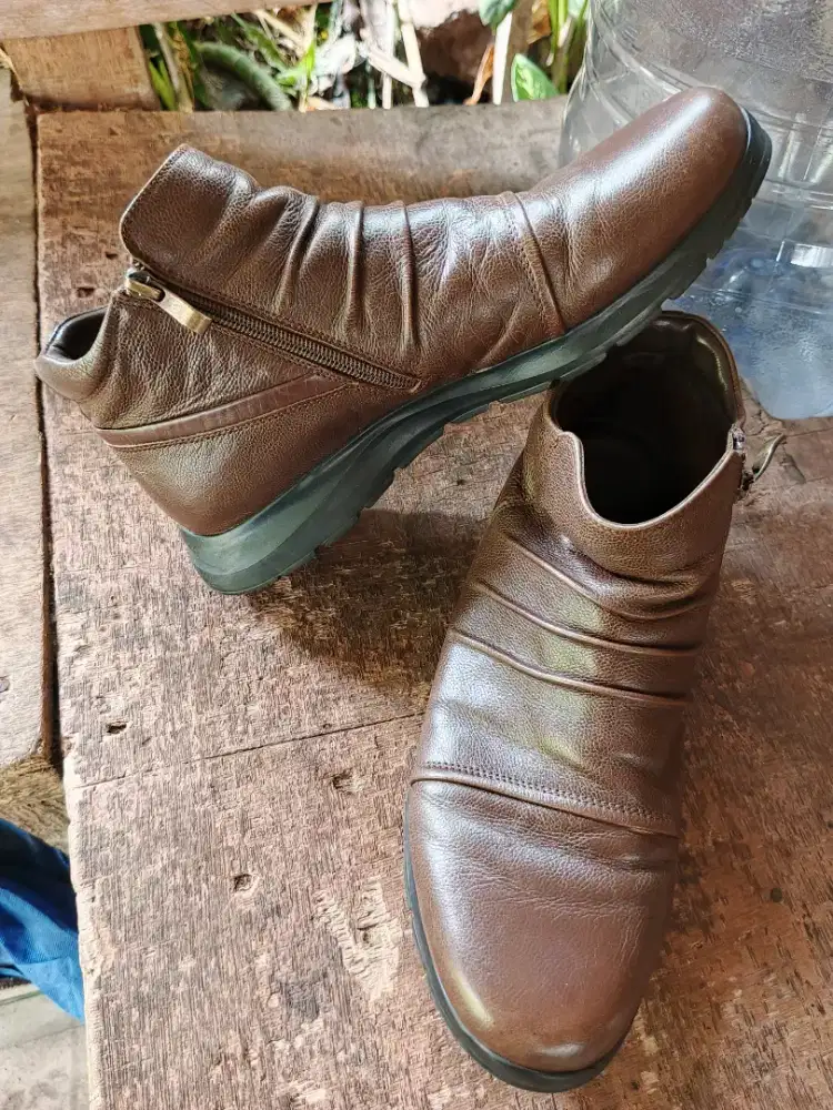 Jual sepatu Pedro original size 43 bisa kirim bayar cod