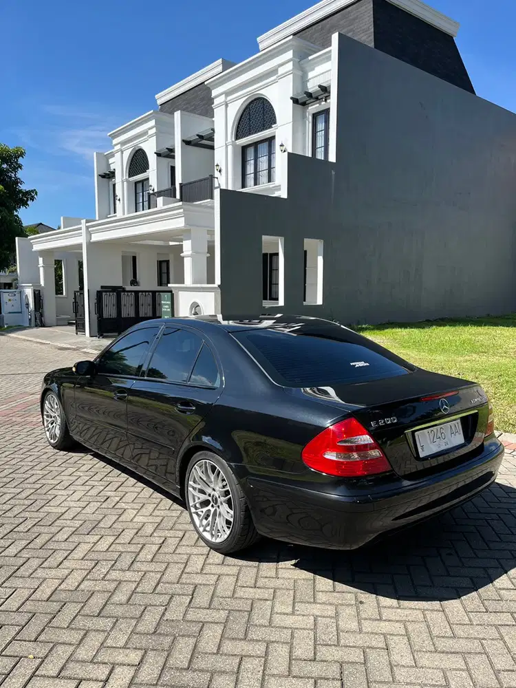 Mercedes-Benz E200K 2006 Bensin