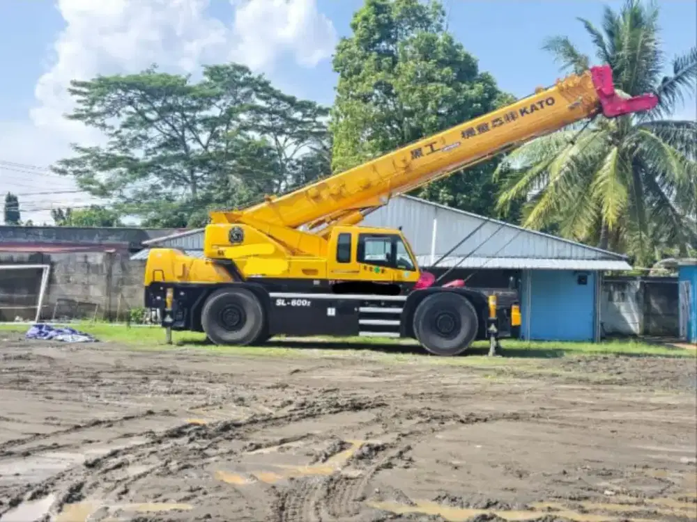 Raughterain crane kato SL500 tahun 2024