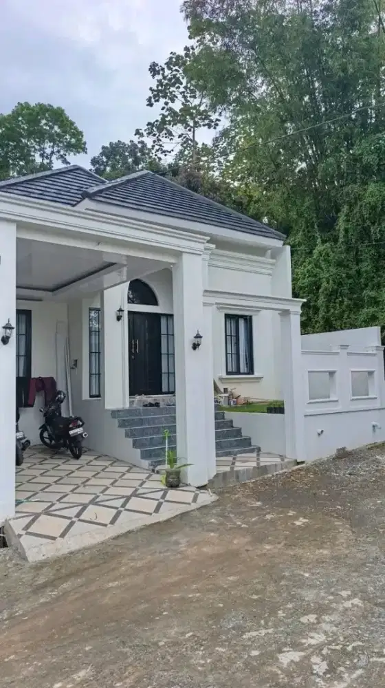 Rumah baru dekat RS hermina Banyumanik