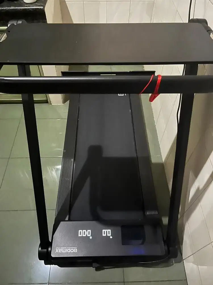 TREADMILL(BODIMAX RUNNING PAD 3 IN 1) - KONDISI MINUS (BACA DESKRIPSI)