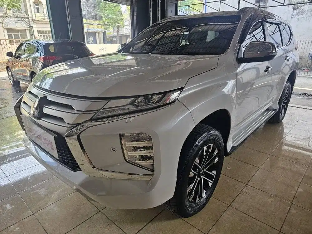 Mitsubishi Pajero Sport New Dakar 4x2 Ultimate 2022 Putih