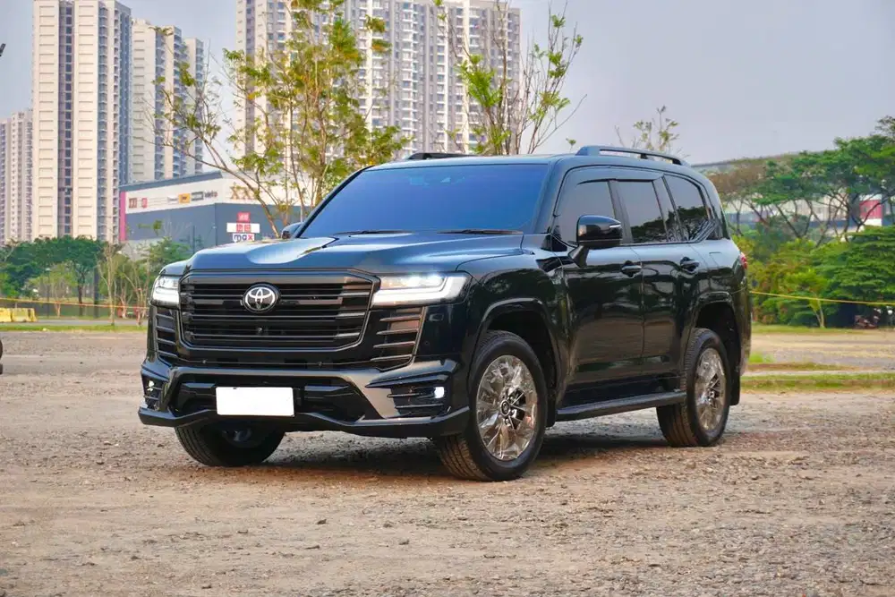 Toyota Land Cruiser 300 VX-R 4x4 2024