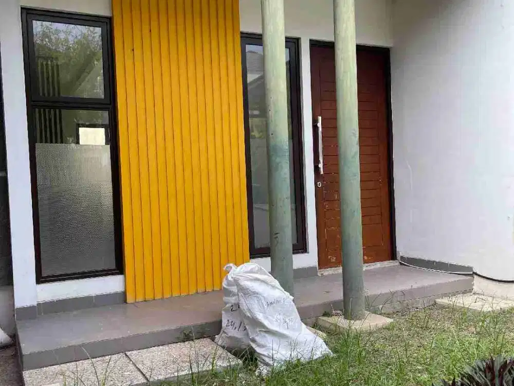Dijual Cepat Rumah 2 lantai Cluster Arana 
Harapan Indah