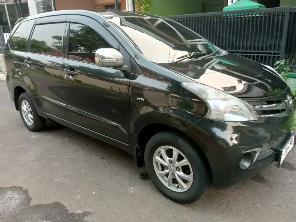 Toyota Avanza G Matic 2012