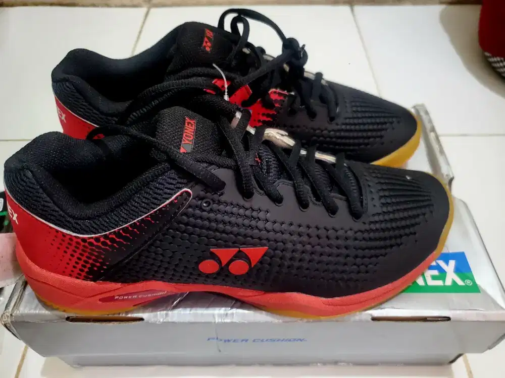 Sepatu badminton Yonex Eclipsion X2 Ori
