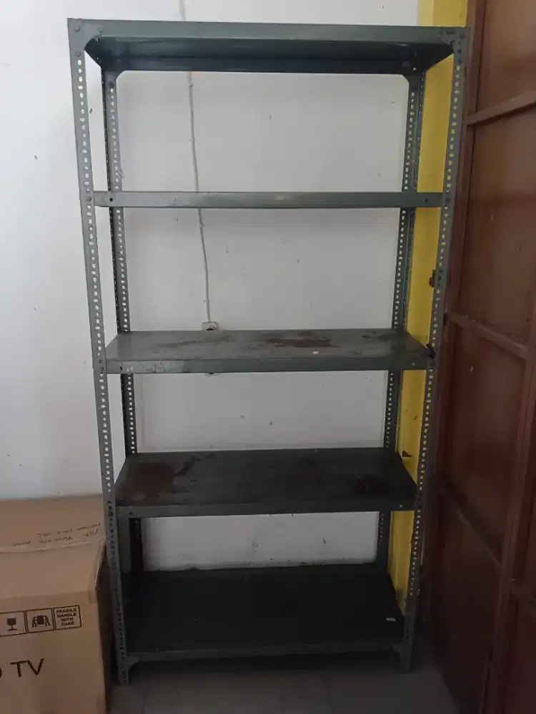 DIJUAL CEPAT RAK DISPLAY BESI
