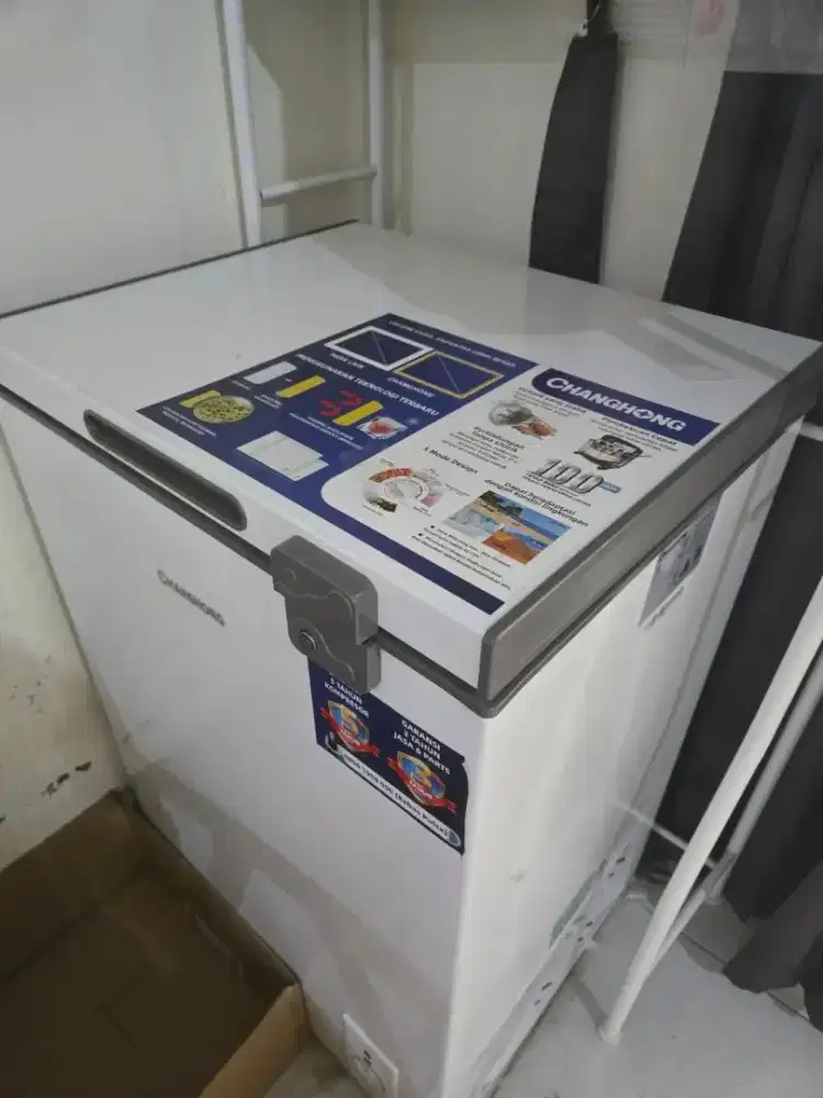 Preloved Changhong freezer 100L low watt