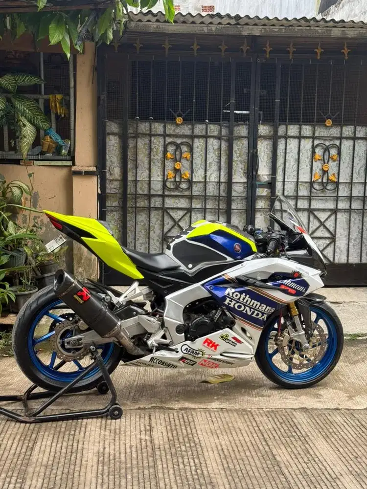 Honda CBR 250RR 2016