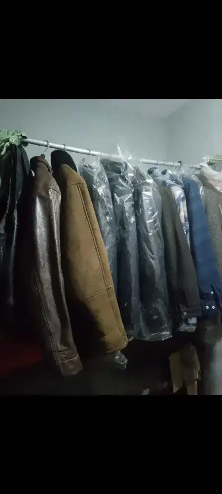 Dijual, jaket kulit, rompi, setelan jas, jaket wol koleksi premium