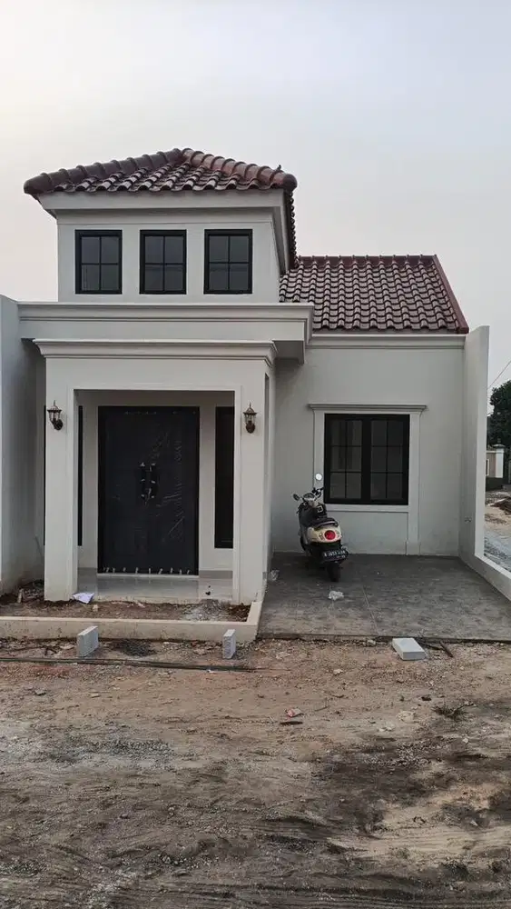 Rumah Mewah Harga Murah lokasi Strategis