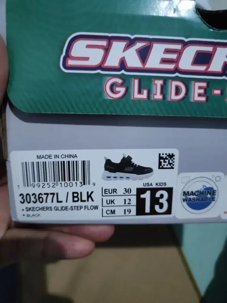 Sepatu Skechers