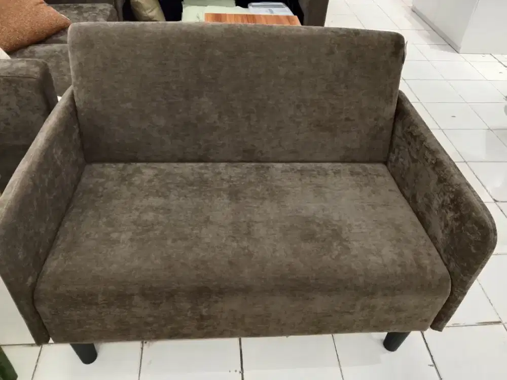 CEPAT HABIS! CUCI GUDANG SOFA 2 SEATER