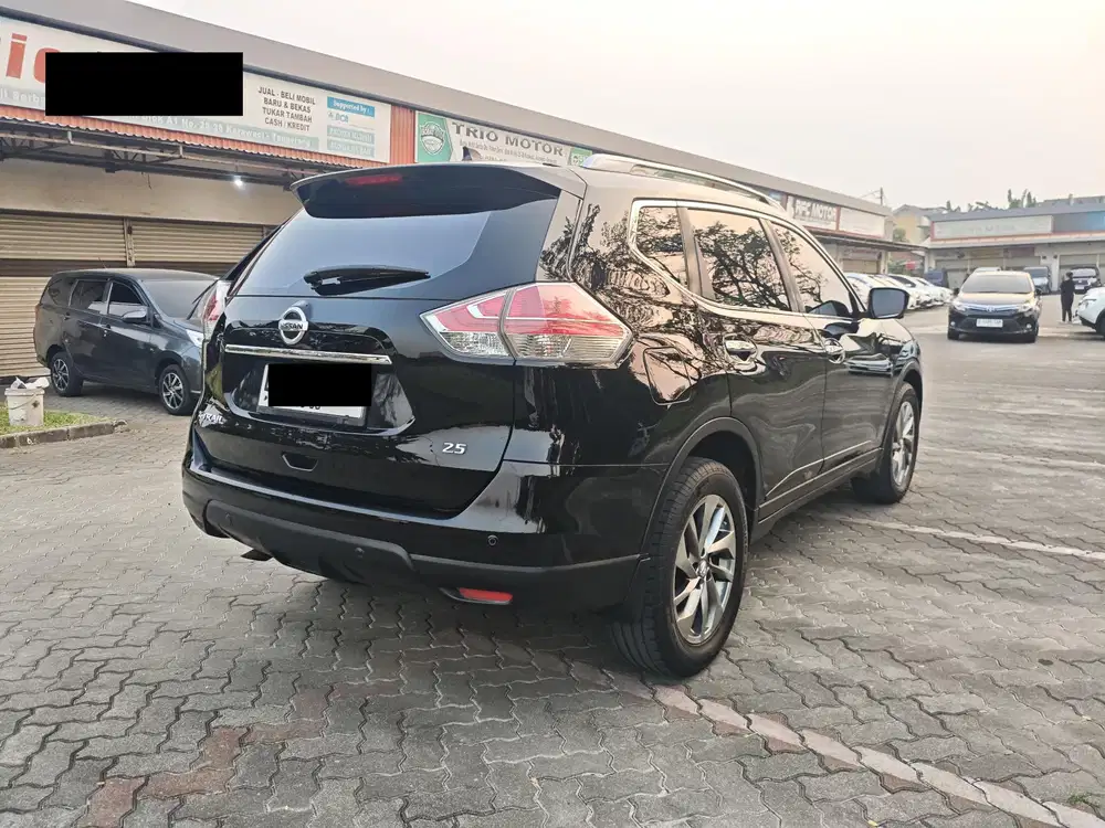 Nissan X-Trail 2015 Bensin