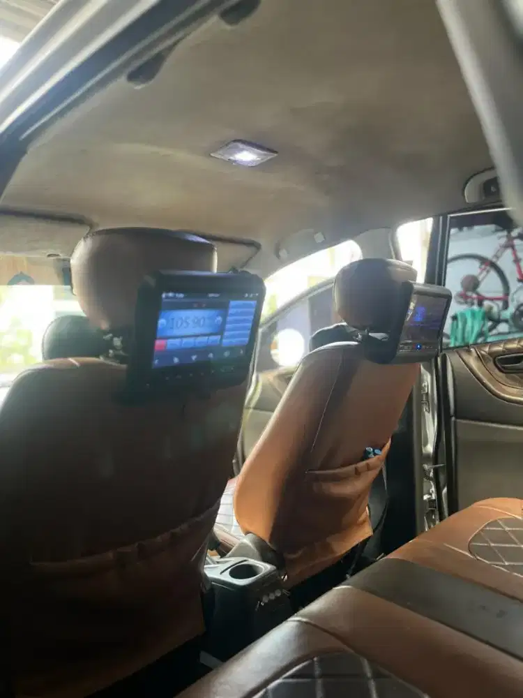 Suzuki Baleno next-G TV ada 3, kamera mundur Ac dingin mobil bandung