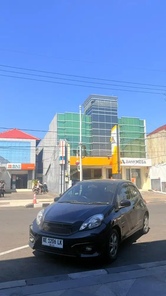 dijual honda brio 2017 mt