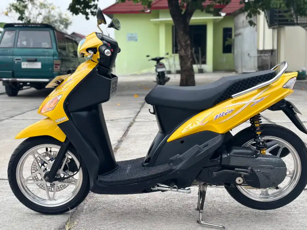 Mio Yellow 2005