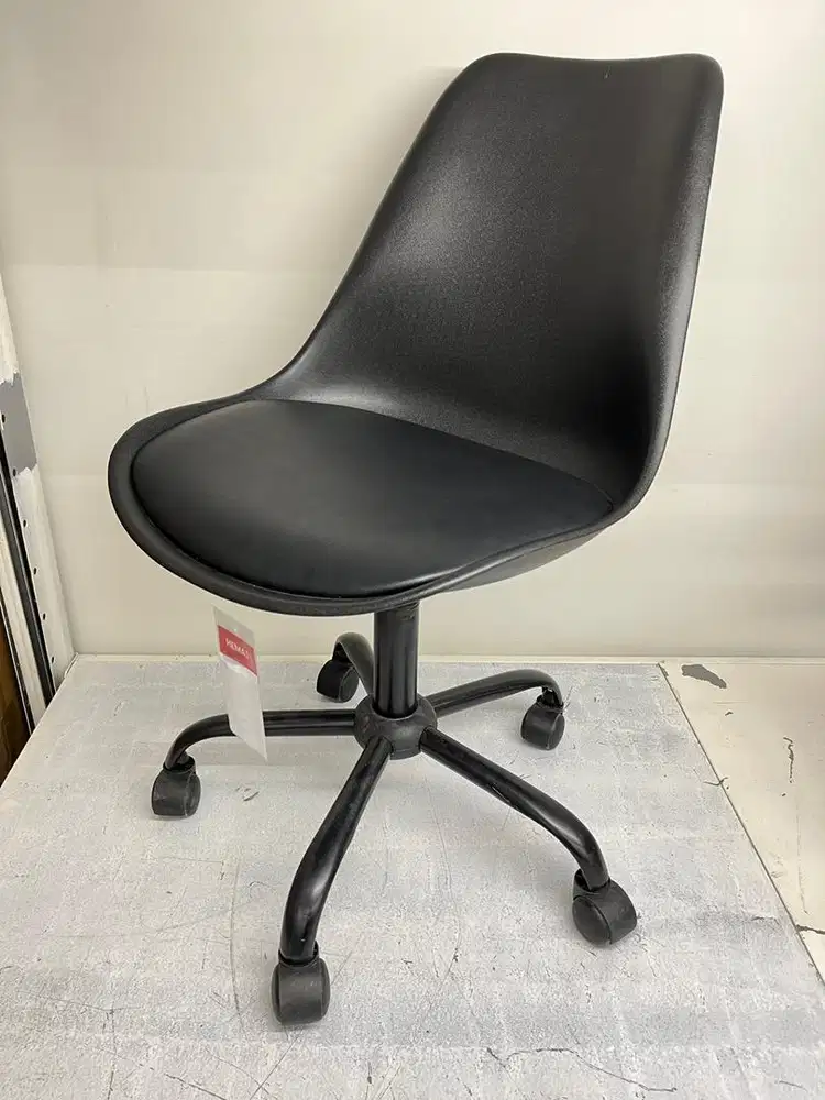 Macaroni desk chair