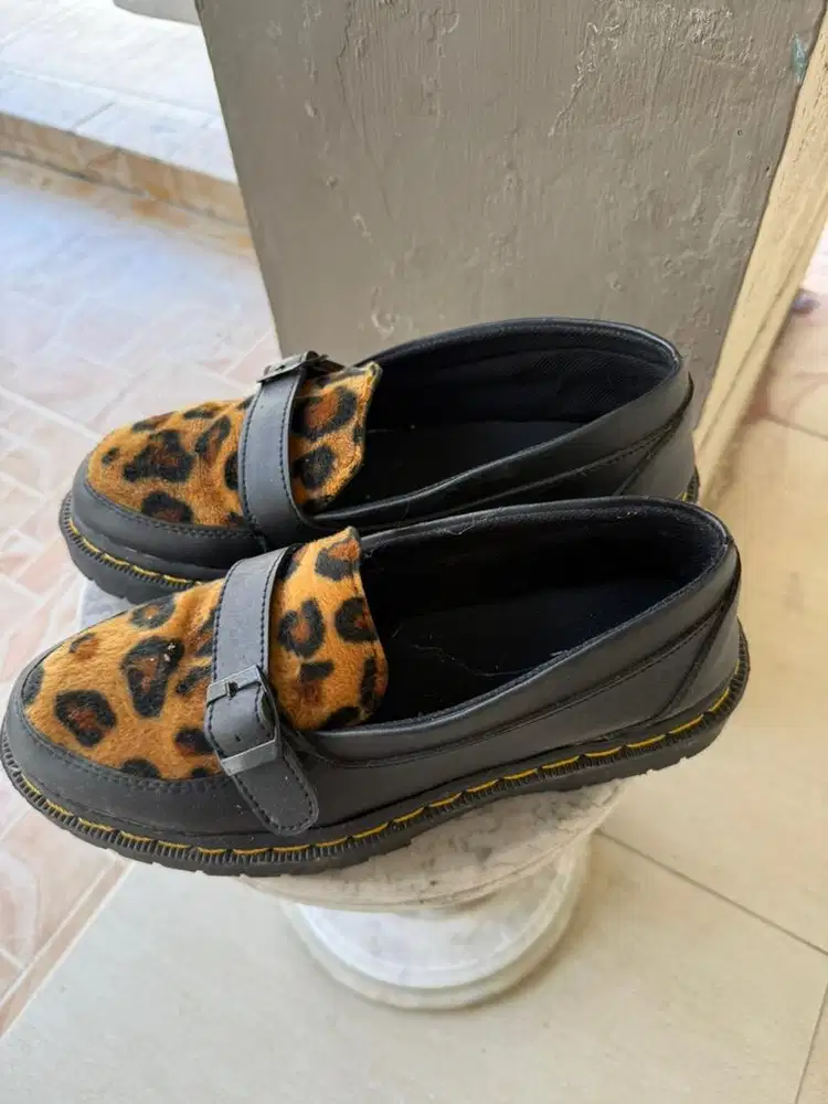 Sepatu Loafers Macan Pria