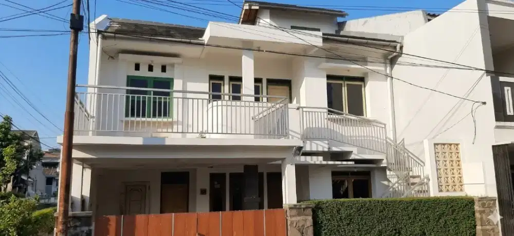 Disewakan lantai 2 (dua) cocok untuk kerja remote