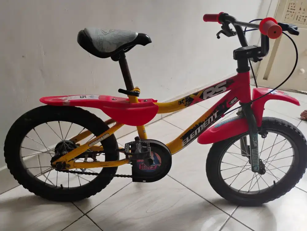 Sepeda Merk ELEMENT