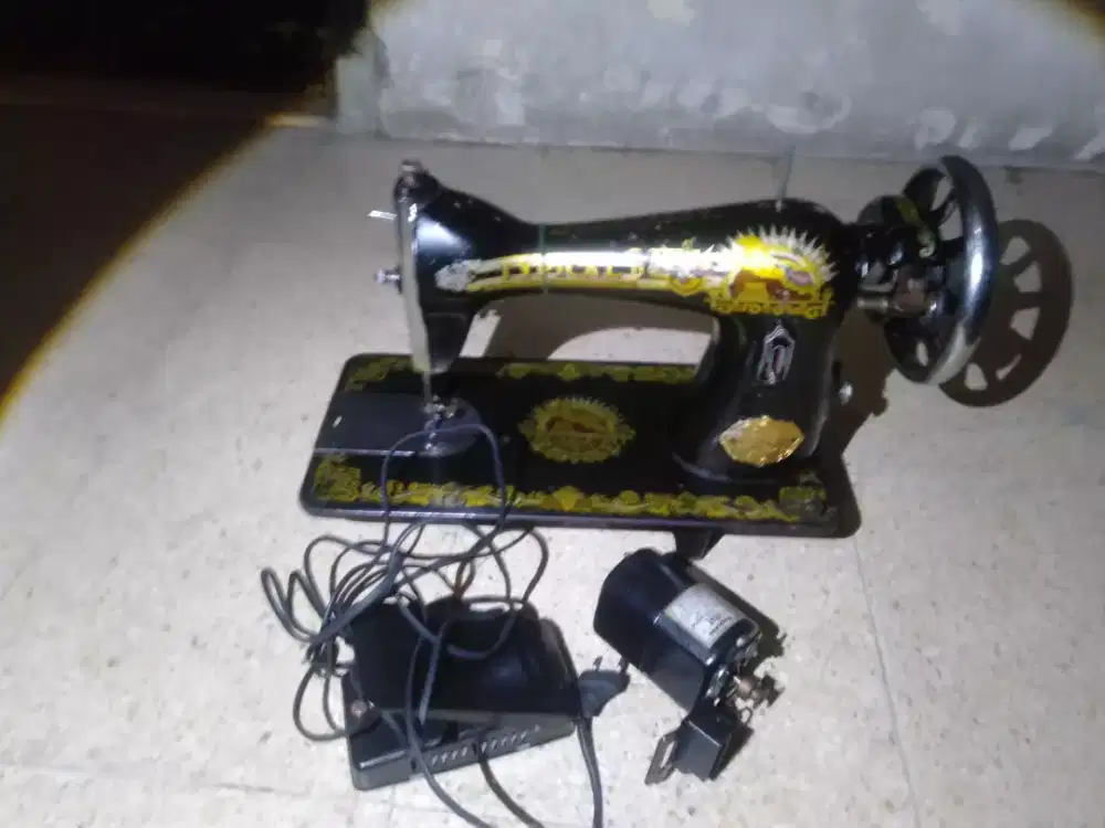 Dijual mesin jahit manual merk trypikal