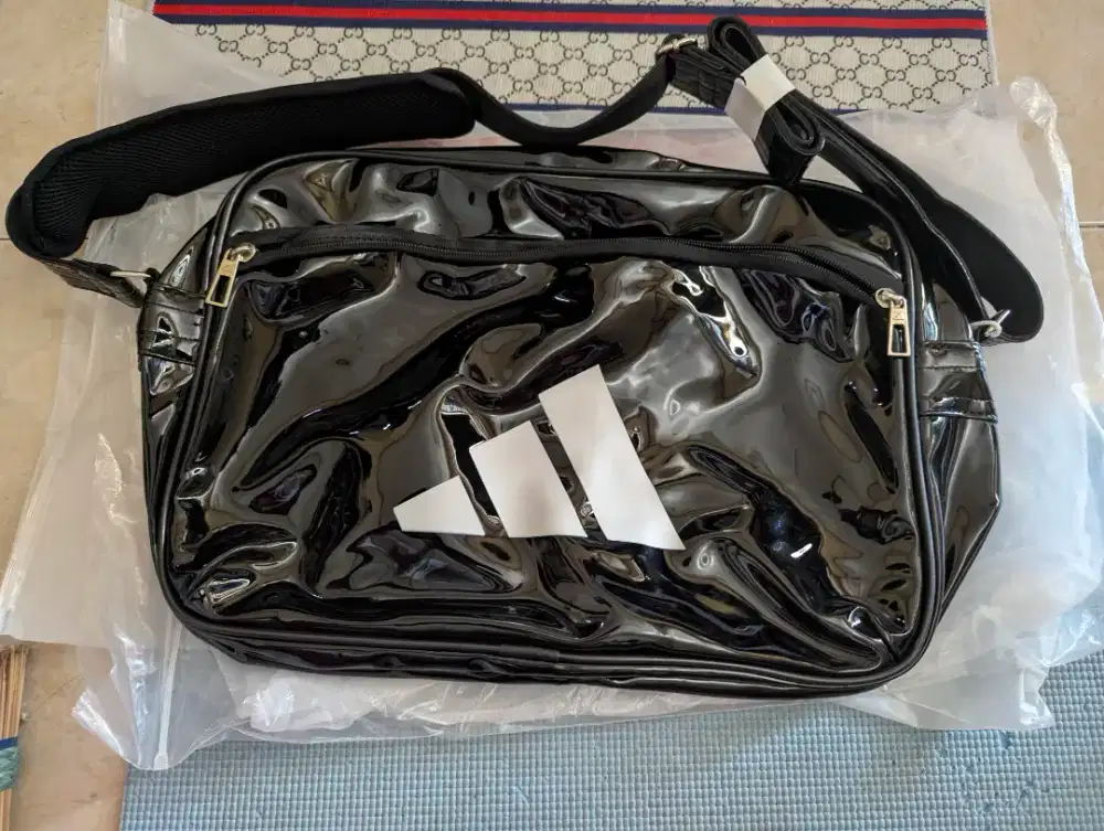 Dijual Tas ADIDAS ENAMEL BLACK 40cm