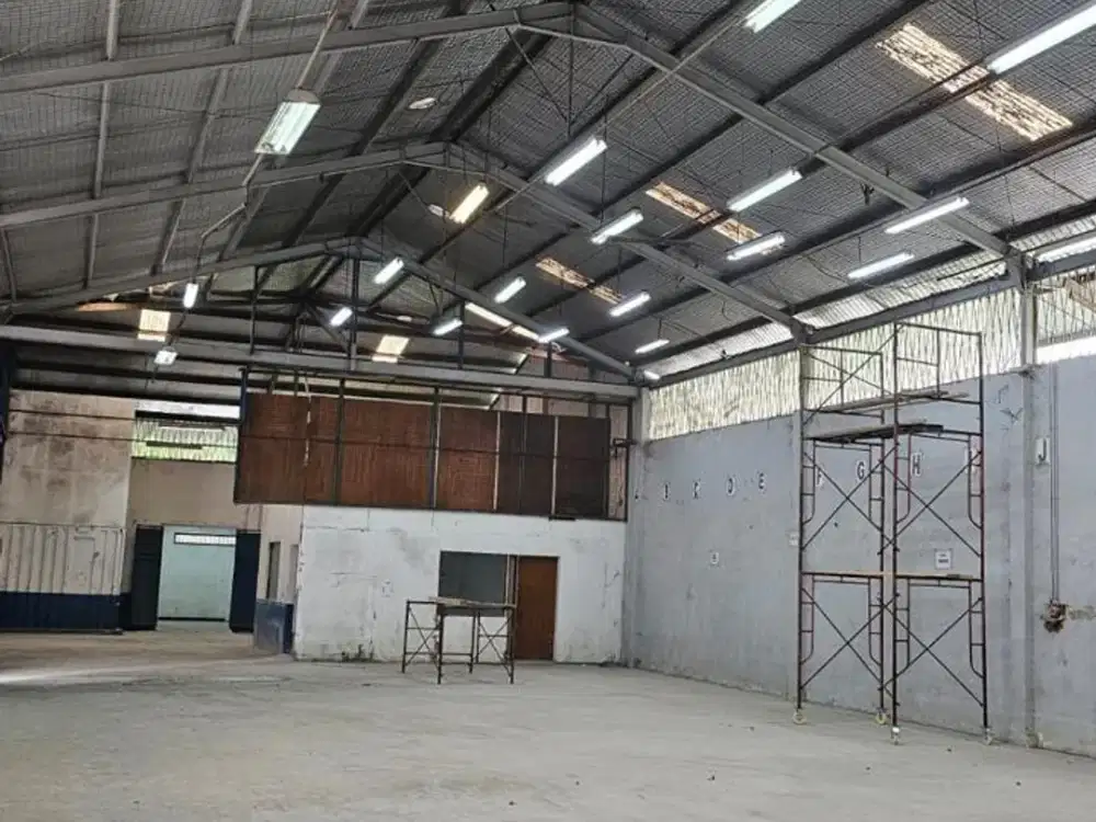 DISEWAKAN GUDANG SIAP PAKAI DI KAWASAN JIEP PULOGADUNG, JAKARTA TIMUR