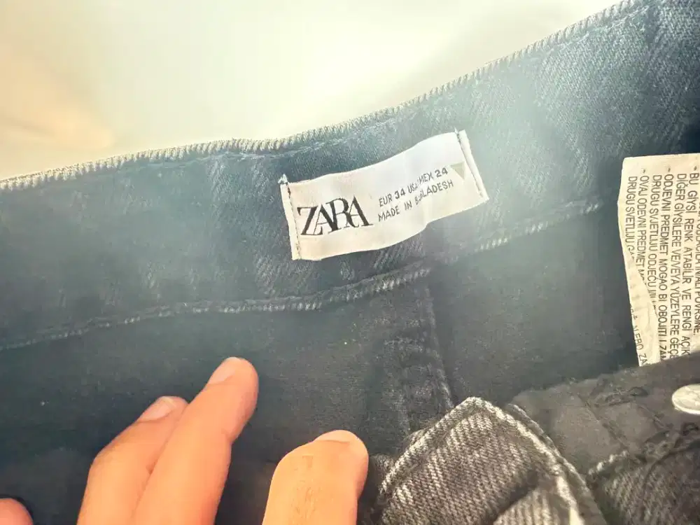 Zara Celana Pendek Jeans