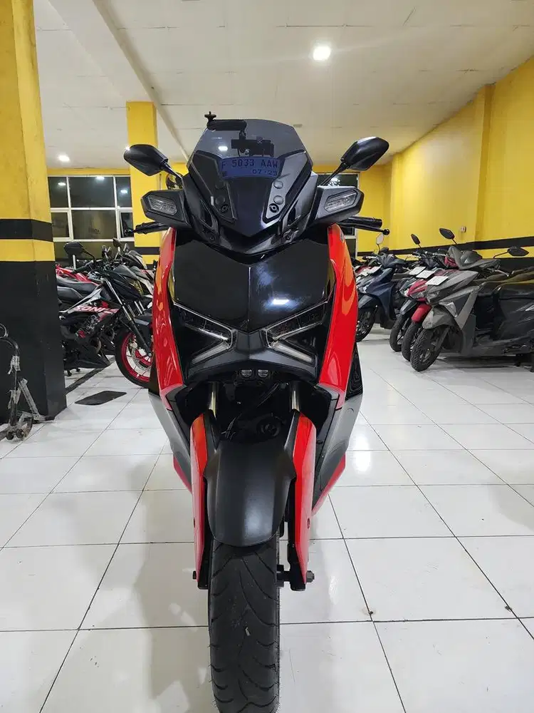 YAMAHA XMAX 250 2024