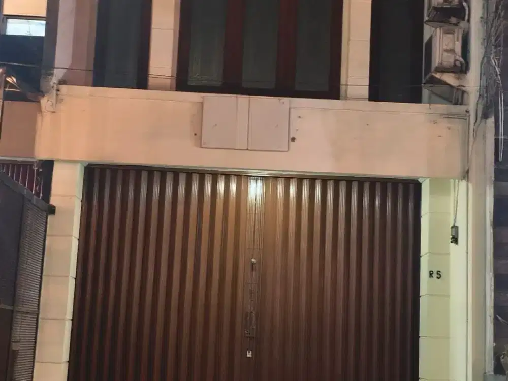 Disewakan Ruko Premium 3 Lantai Hadap Jalan Raya di Bintaro Sektor 9 Dekat Akses Tol