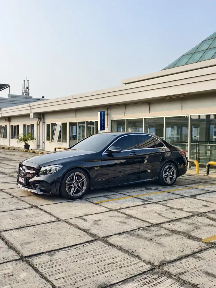 KM ANTIK 18RB LOW !! MERCY C300 AMG LINE 2.0 2019 AT FACELIFT MDL 2021