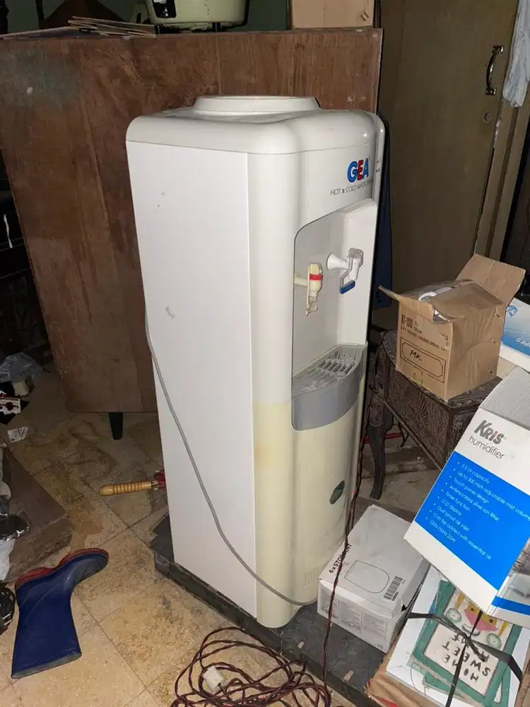 Dispenser Gea suara hening