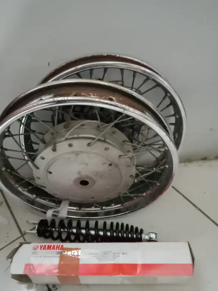 Jual pelek jari + piringan dan sok Mio masih baru