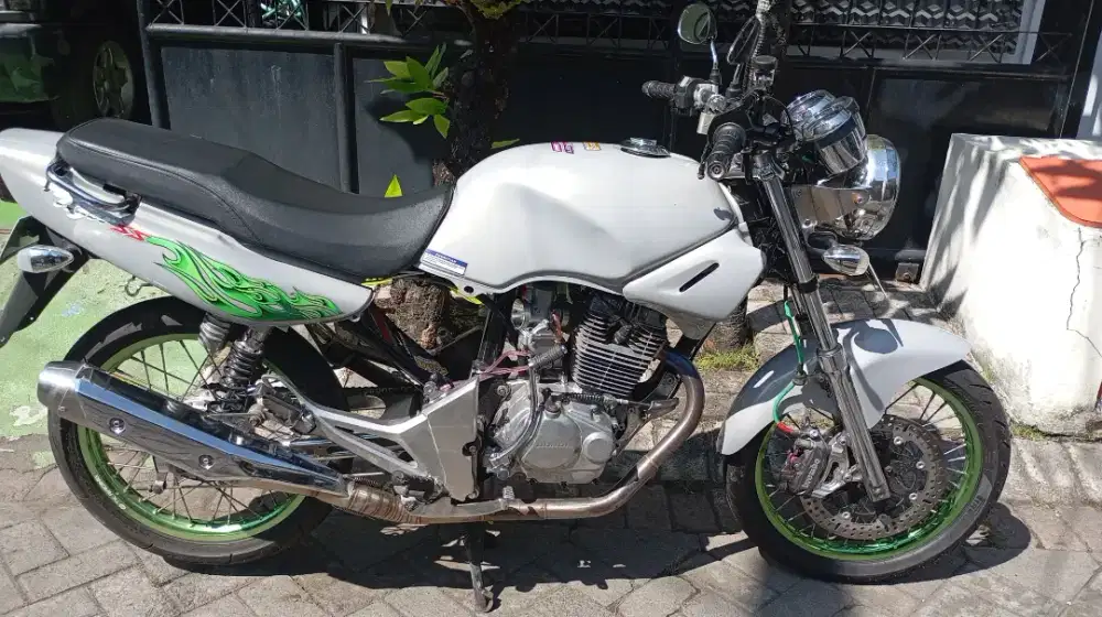 Dijual Honda Tiger tahun 1996