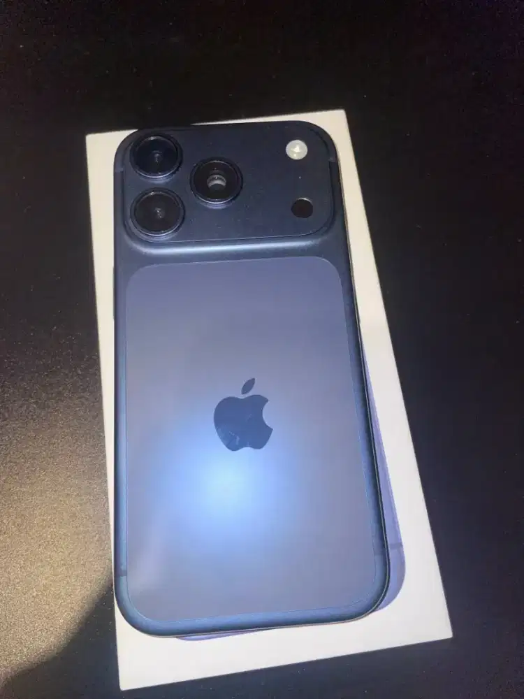 iphone 17 pro 256gb fullset ibox garasi on 2027