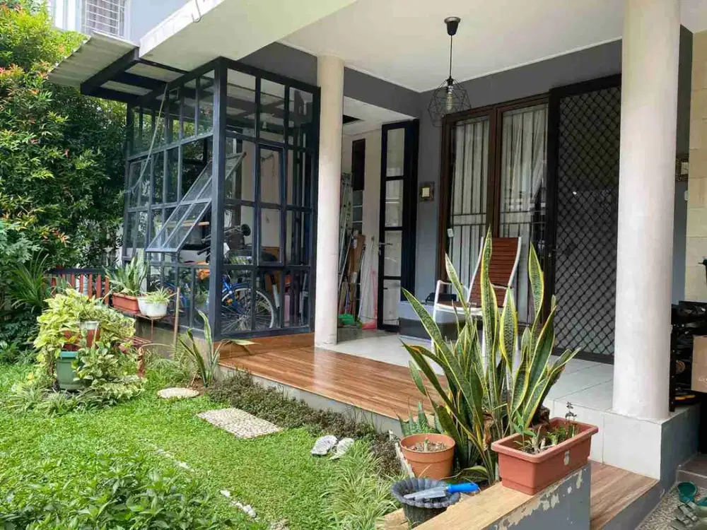 Rumah discovery jual cepat telah Renov siap huni harga nego