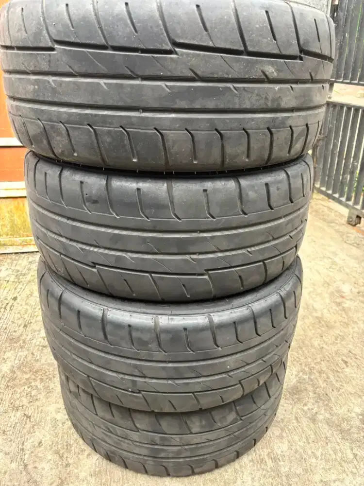 Ban r15 195 50 semislick