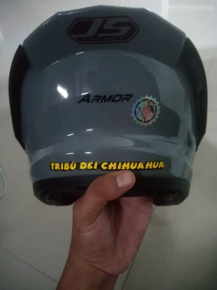 Helm JS Armor masih seperti baru